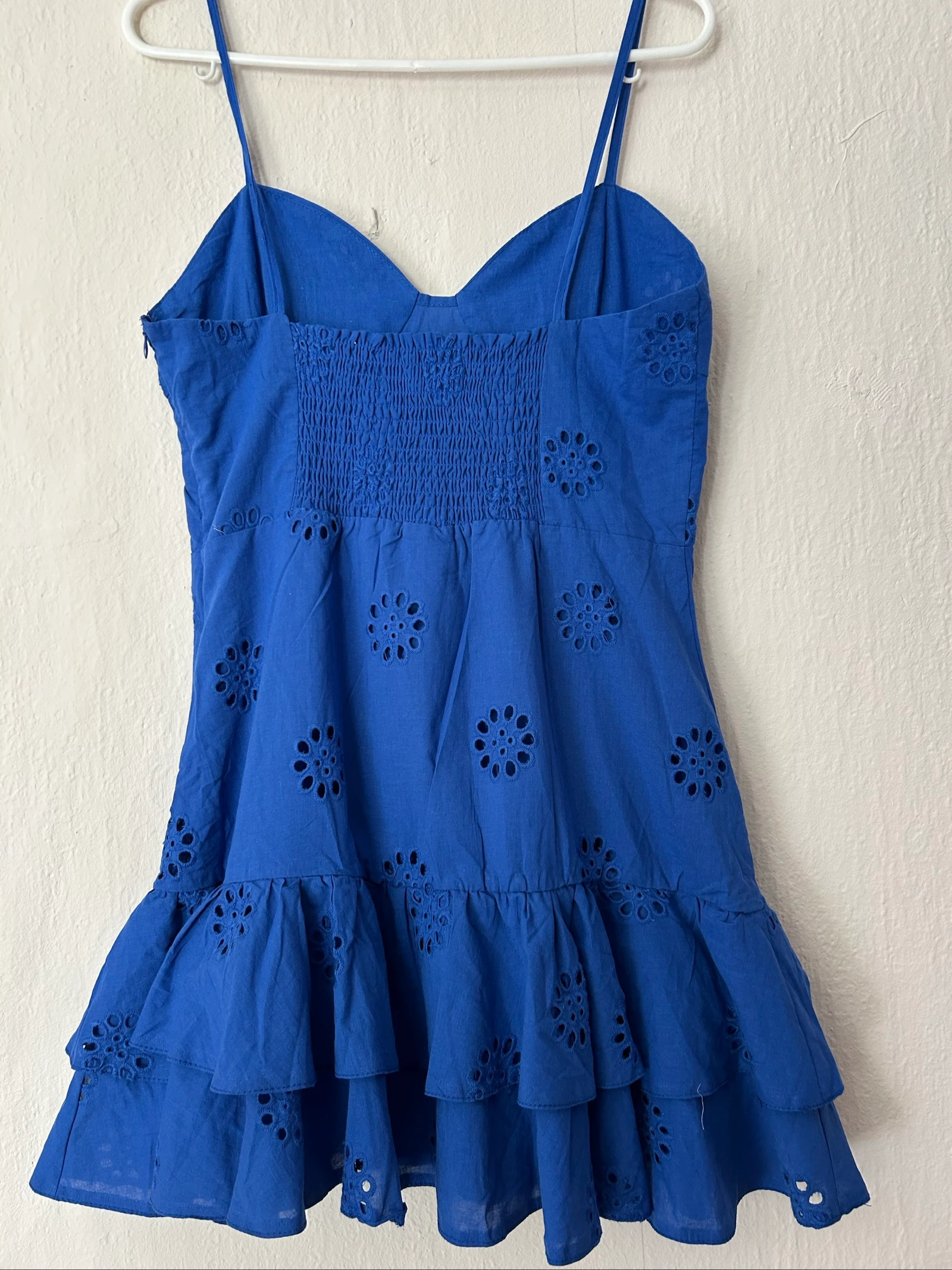 Cobalt blue mini dress with broderie anglaise and ruffle hem – photo 3